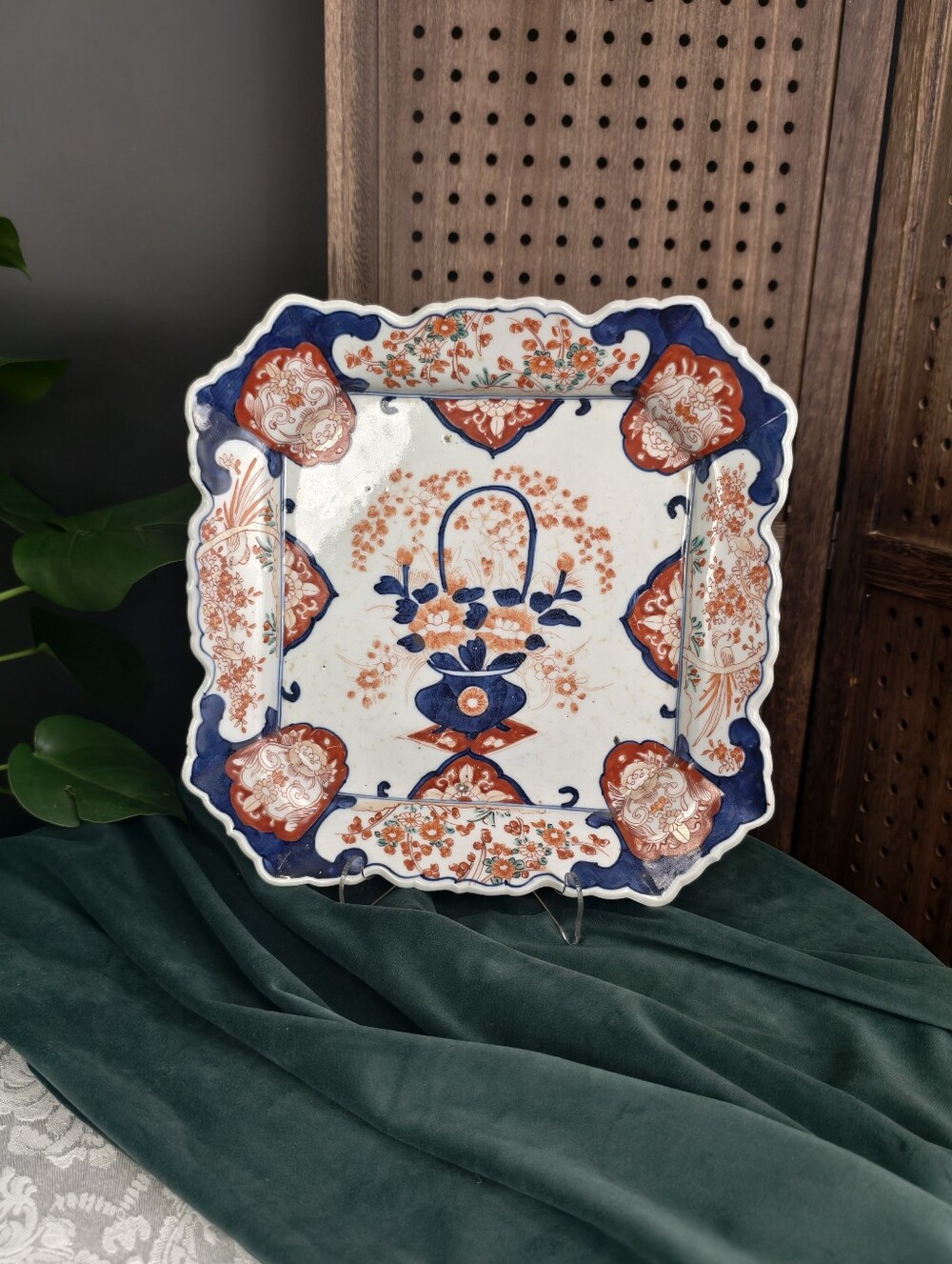 Antique Japanese Imari Square Plate — Late 19th Century, Scalloped Edge